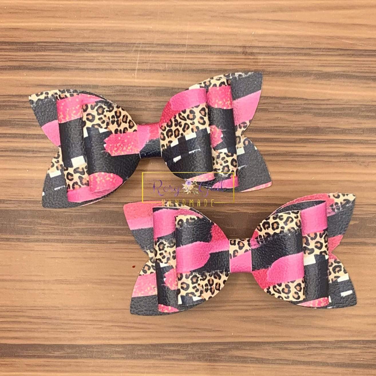 Rory Gail Handmade Bows Leopard Brushstrokes 3” Double Diva Piggies