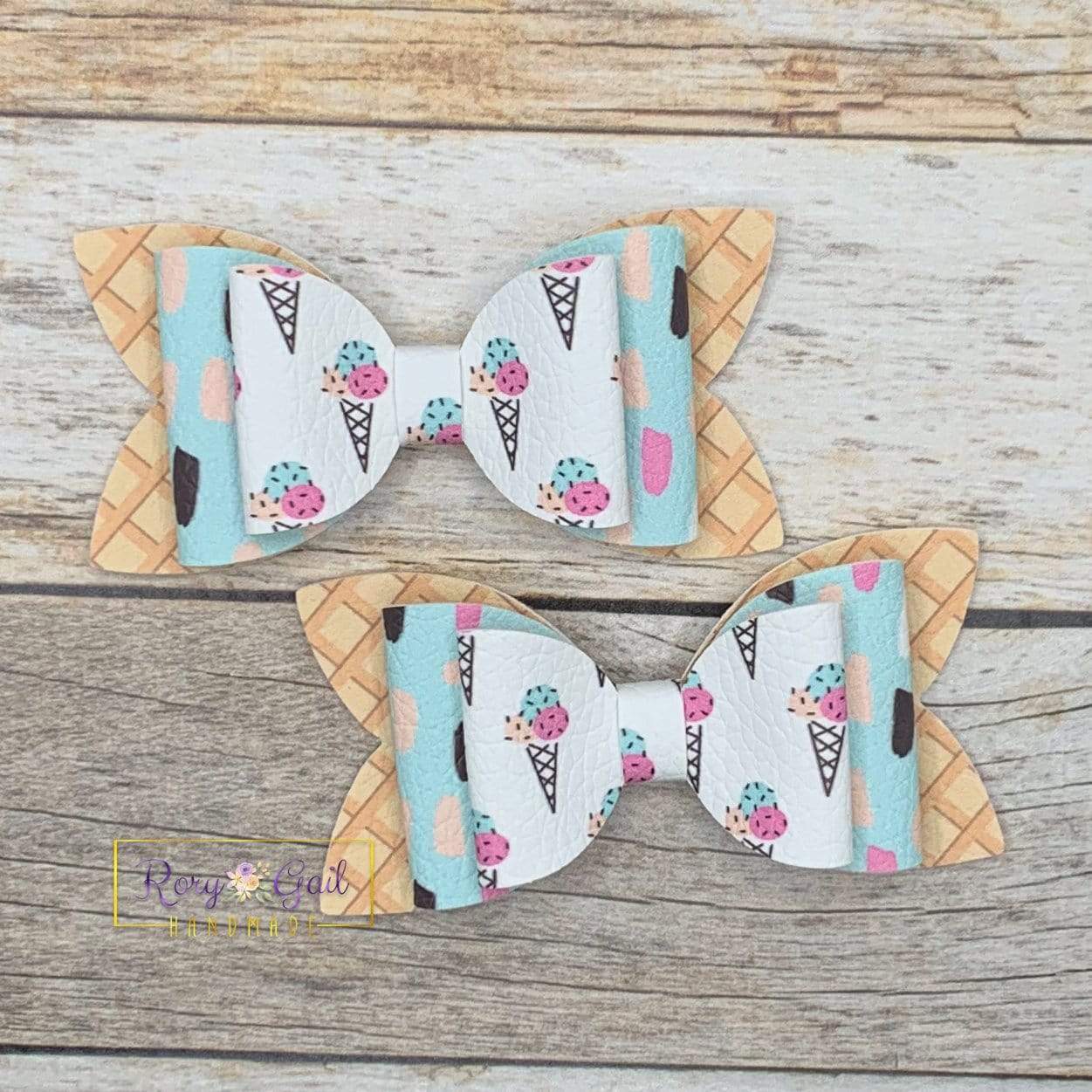 Rory Gail Handmade Bows Mint Chip Ice Cream 3” Double Diva Piggies
