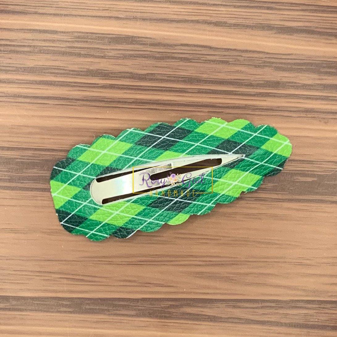 Rory Gail Handmade Clips Green Argyle Large Scalloped Snap Clips