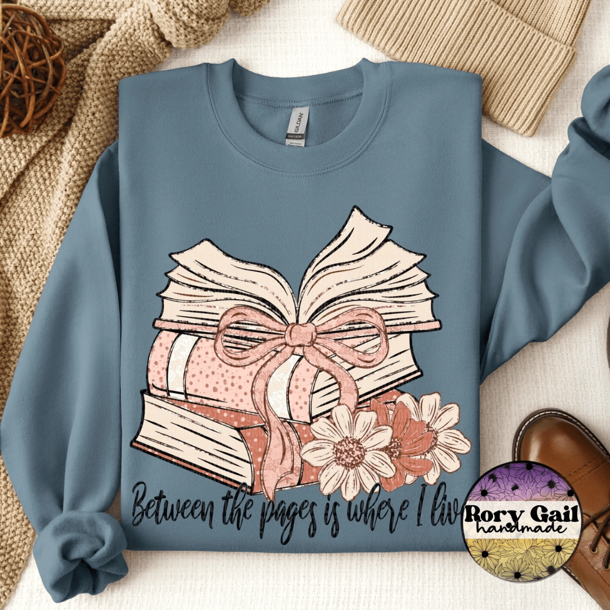 OCo T-Shirt Between the Pages is Where I Live Tee