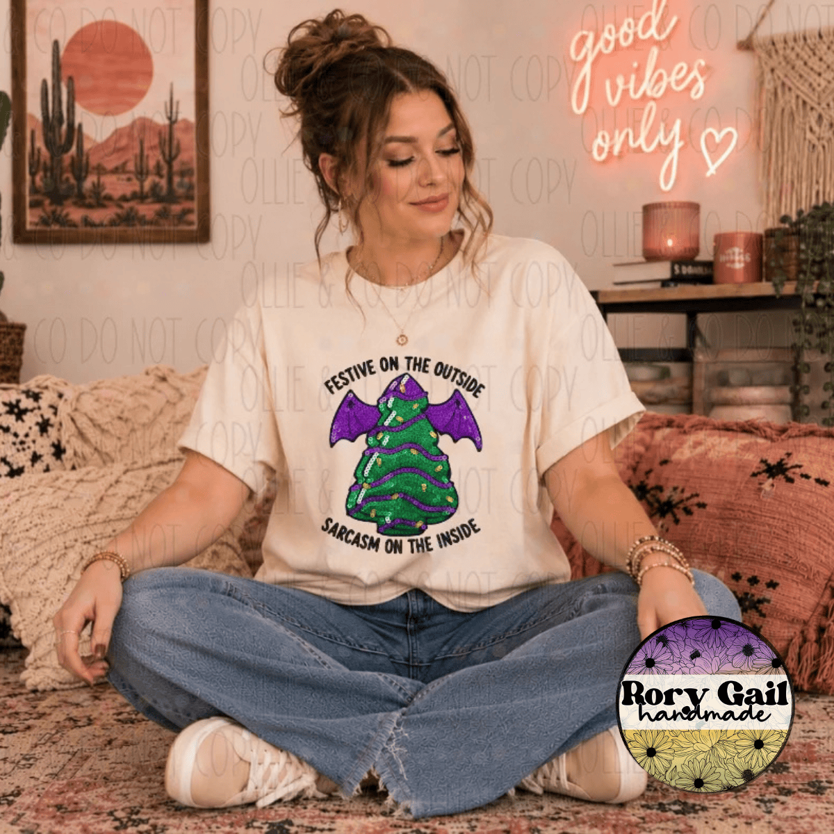OCo T-Shirt Festive On The Outside Adult