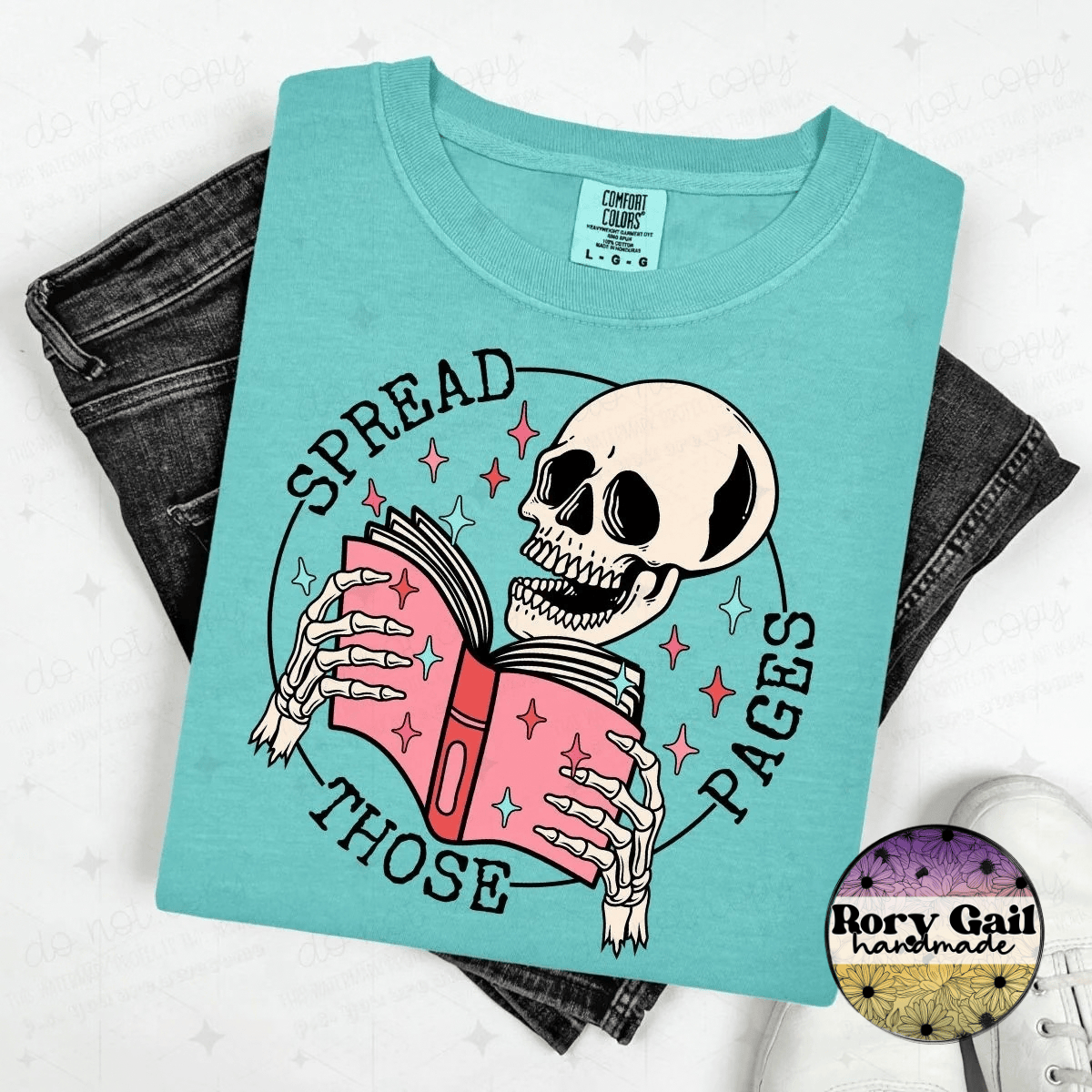 OCo T-Shirt Spread Those Pages Tee