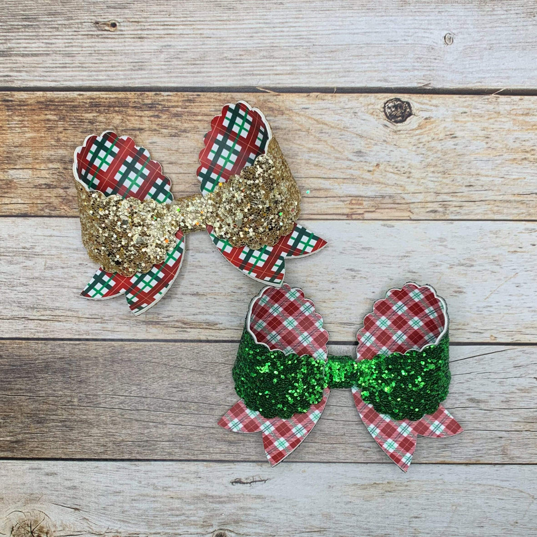 Rory Gail Handmade Bows Christmas Plaid 4 inch Fancy Scalloped Bow