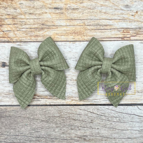 Rory Gail Handmade Bows Green Gables 2 inch Sailor Piggies