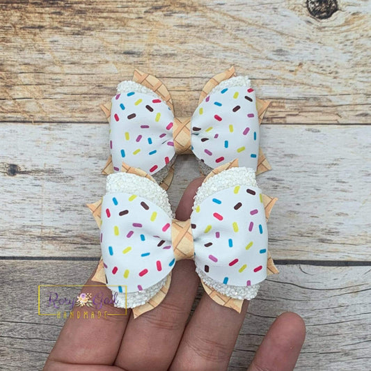 Rory Gail Handmade Bows Vanilla Cone 2.5 inch Phoebe Piggies